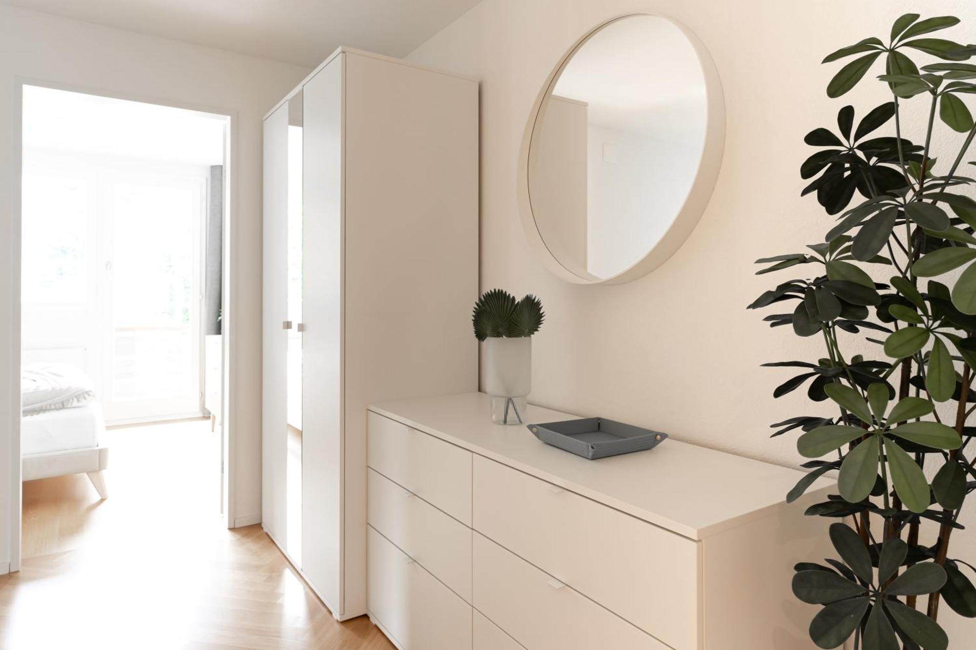 Serviced Apartment *